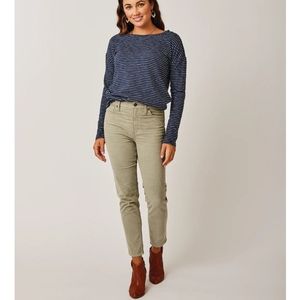 Carve Designs Skinny Cord: Olive. NWOT Size 6